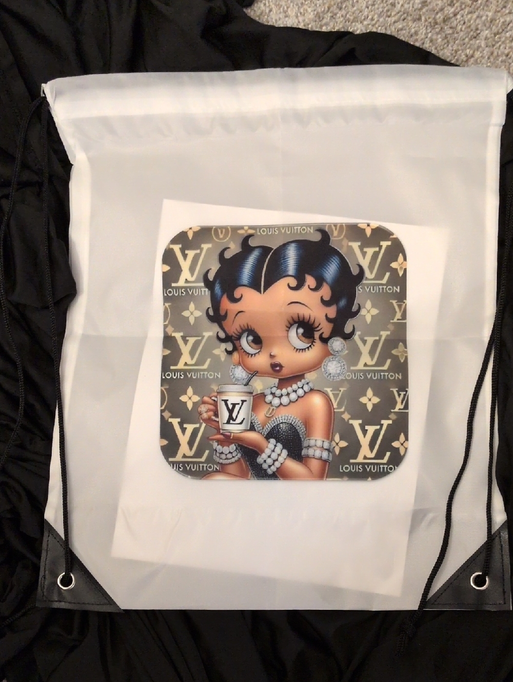 Betty Boop Women’s Graphic Drawstring Bag in White with LV Motif